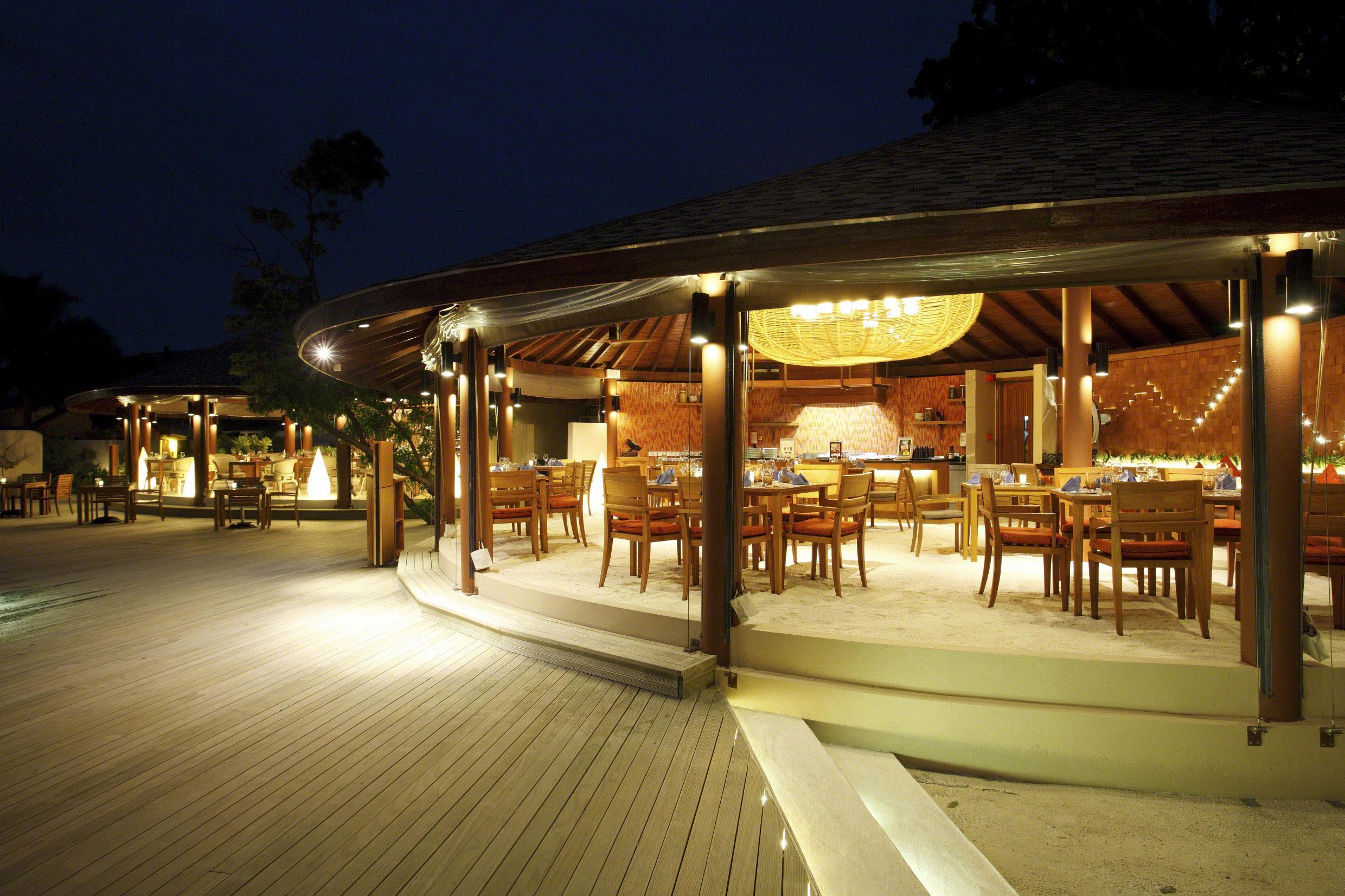 Centara Ras Fushi Resort & Spa - 50 Percent Discount On Transfers For Min 4 Nights Stay And More, Valid For Reservations Between 11Th Feb Till 22 Dec 2025 (Adults Only) Male Exterior photo